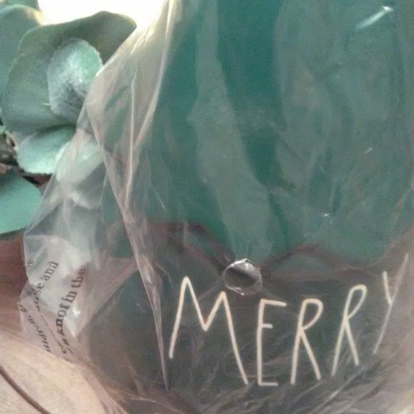 BNIB RAE DUNN Ceramic MERRY TREE - Picture 6 of 7